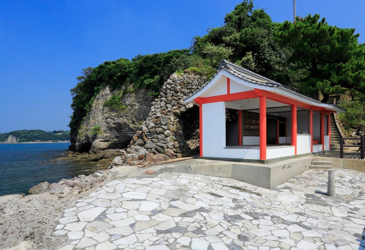 写真:粟嶋社