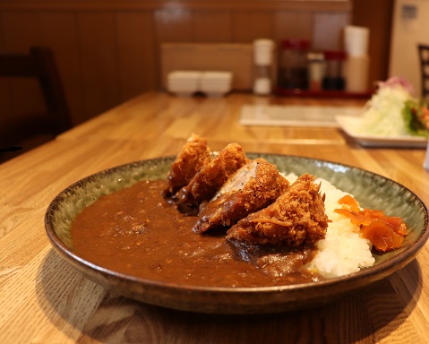 「メンチカツカレー」1200円