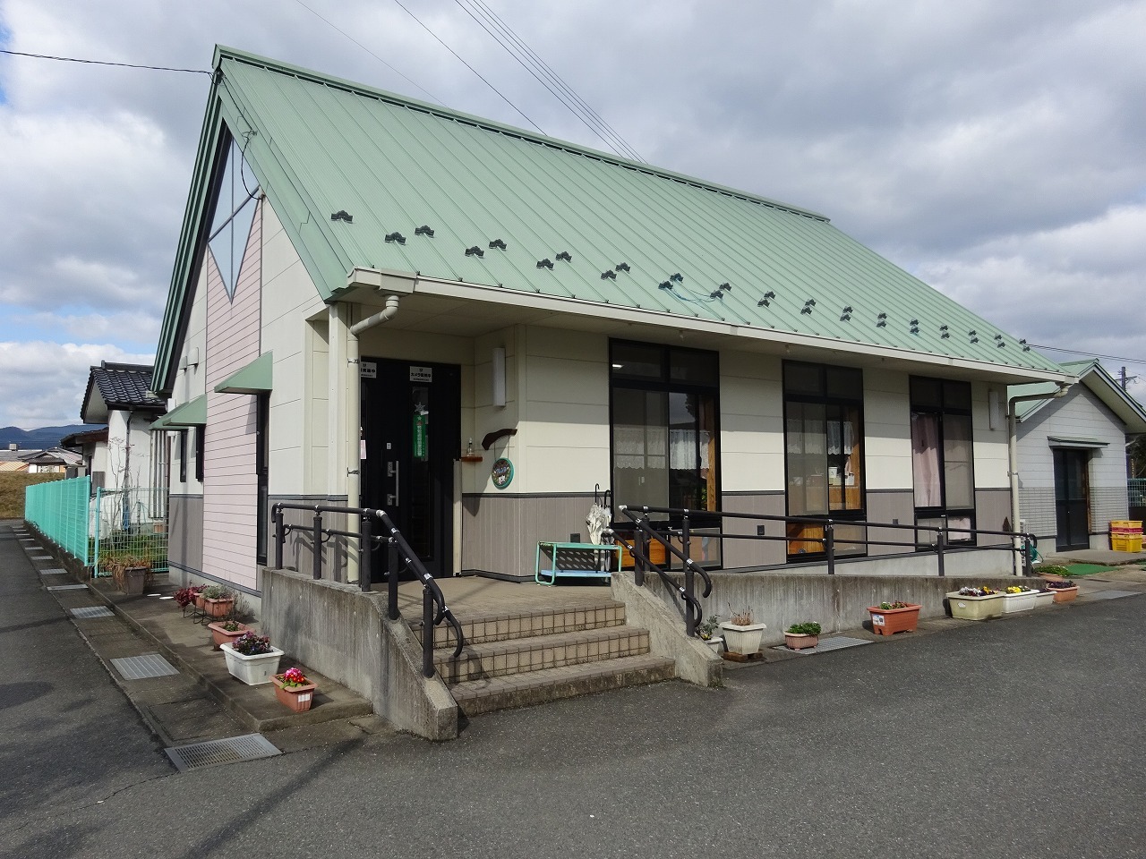 丸の内子育て支援センター外観写真